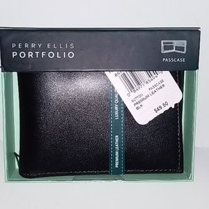 Perry Ellis Portfolio premium leather wallet